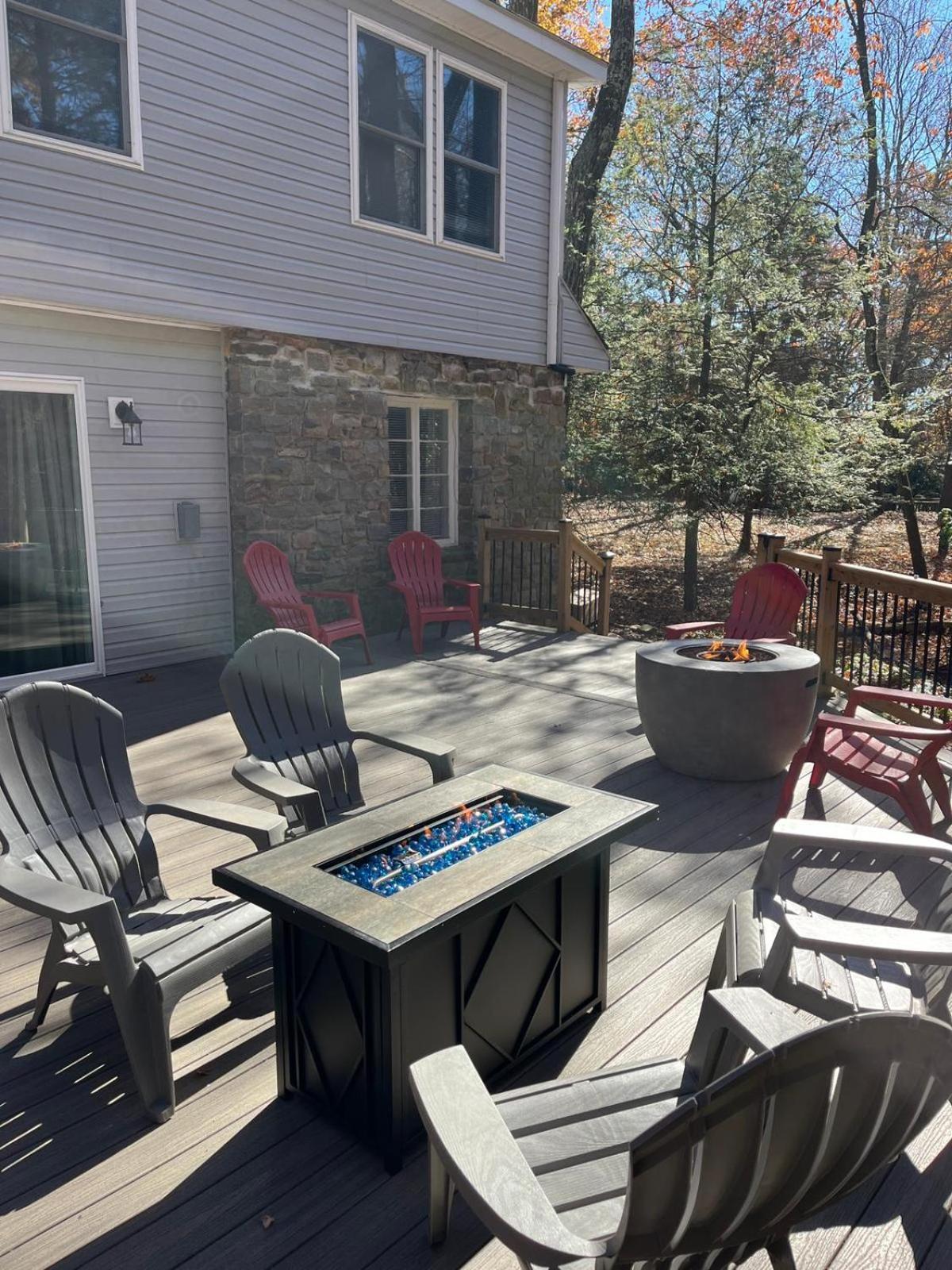 Newreno 8br 6bth Deck Games Pets *