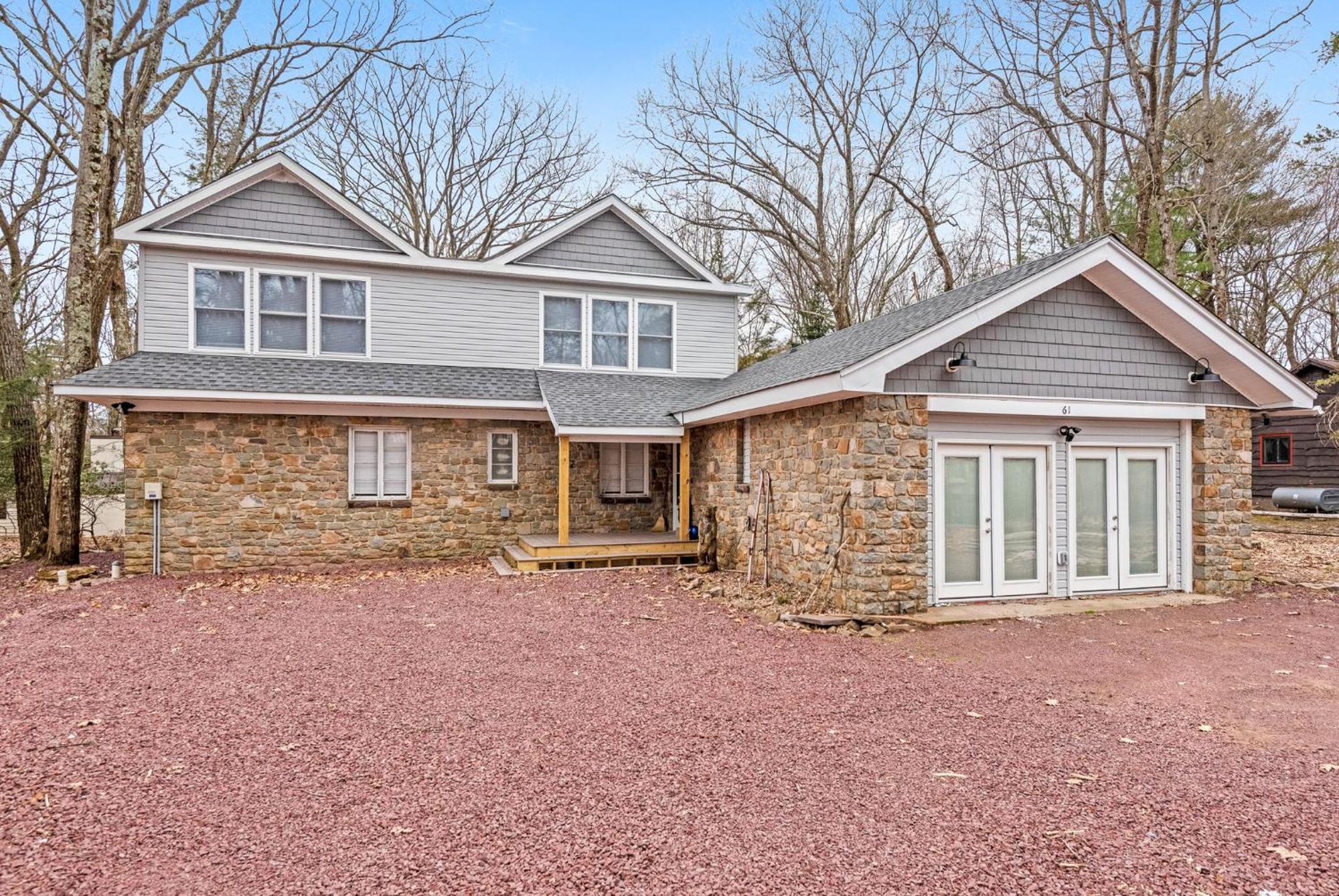 Newreno 8br 6bth Deck Games Pets Lake Harmony